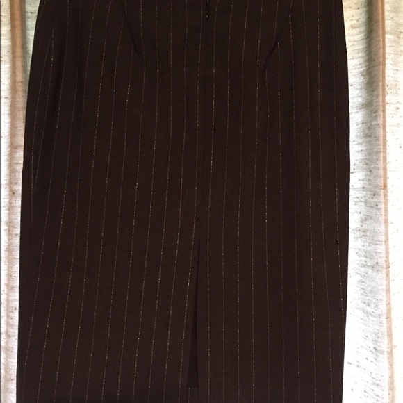 How And Wen Size 4 Straight Pencil Skirt - Picture 3 of 3